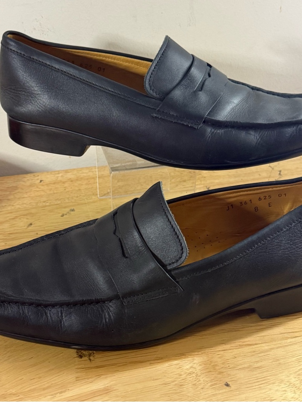 JM Weston Mens leather penny loafer 8E